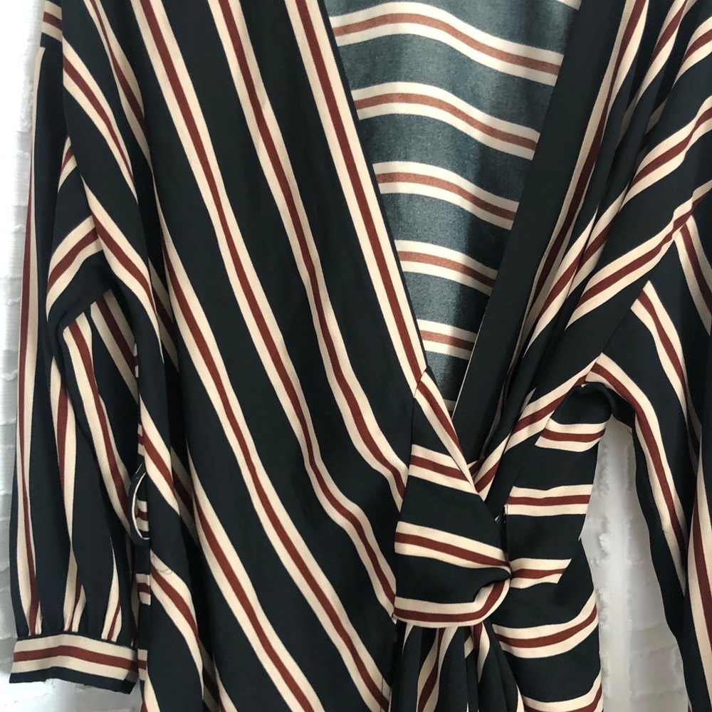Basic blouse - Picture 2 of 4